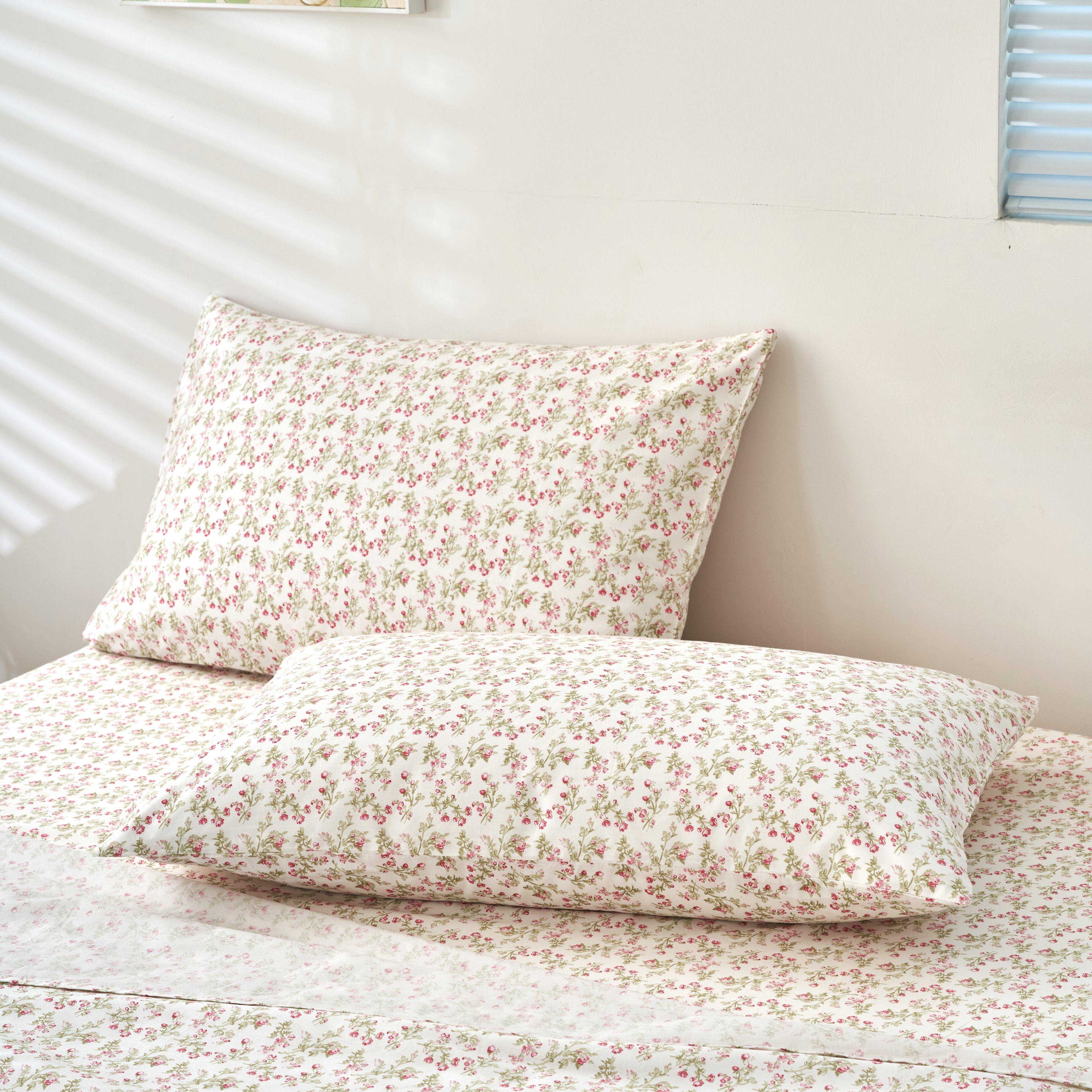 Romantic Coquette 100% Cotton Floral Sheet Set – Deep Pocket