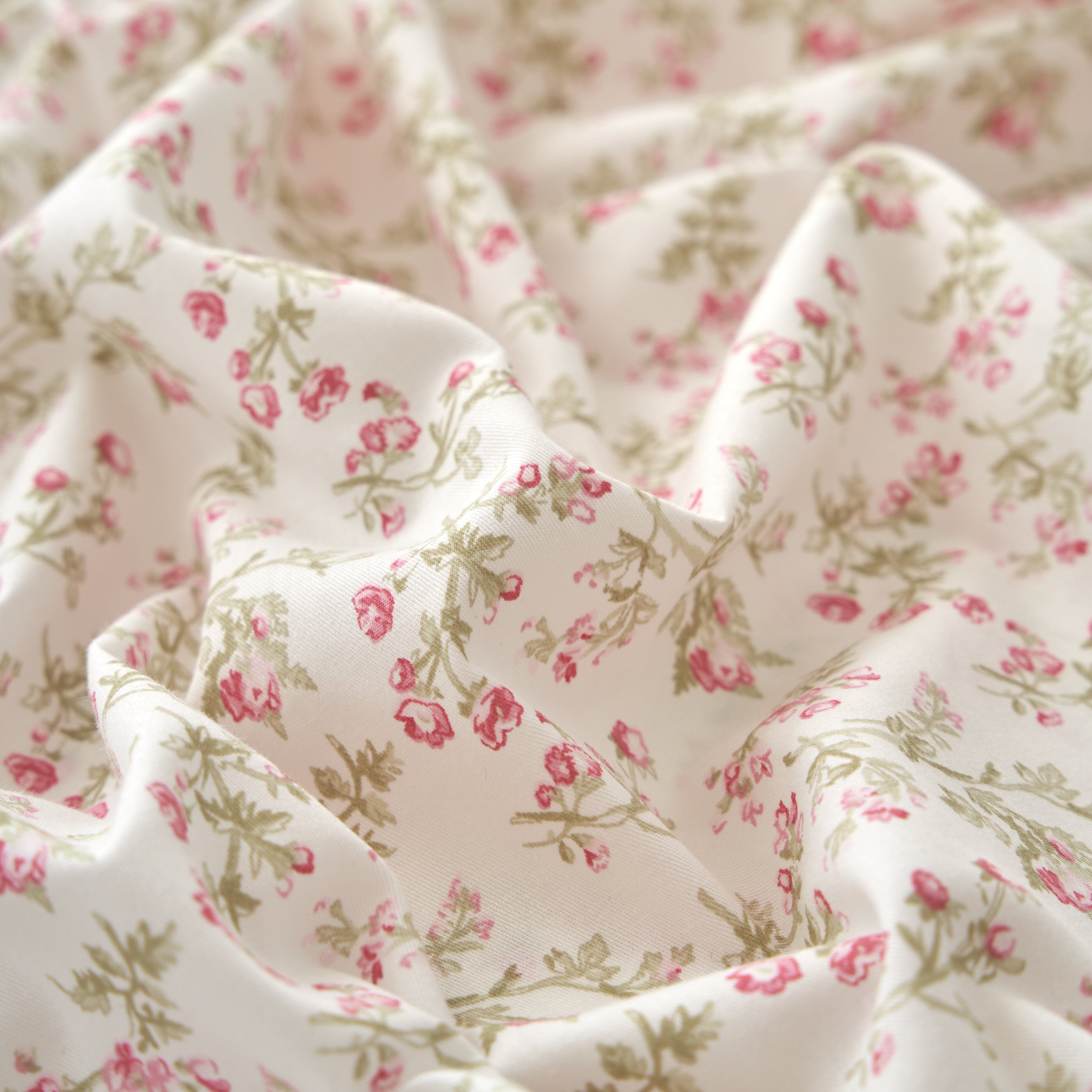 Romantic Coquette 100% Cotton Floral Sheet Set – Deep Pocket