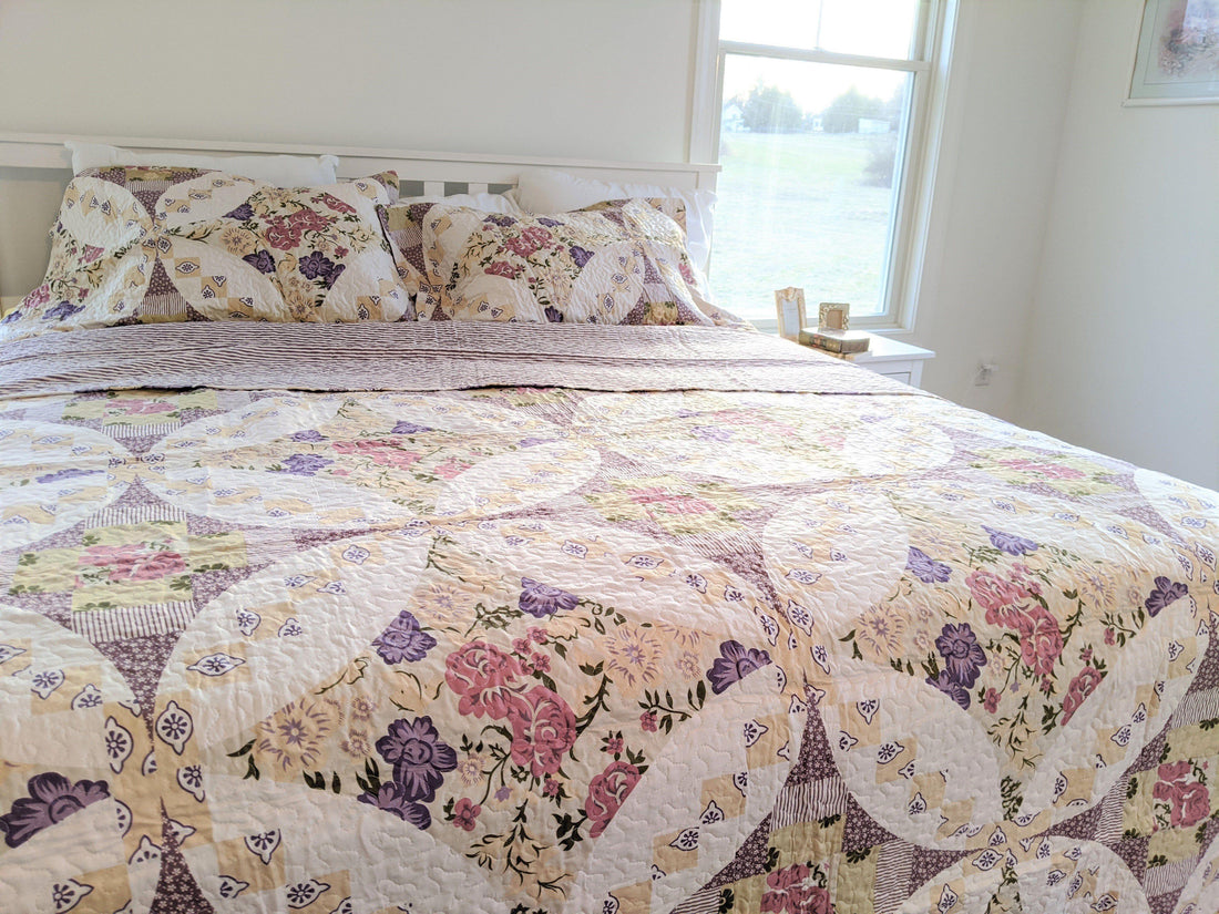 Wisteria Cottage Roses Quilted Bedspread Set (HS-1003)